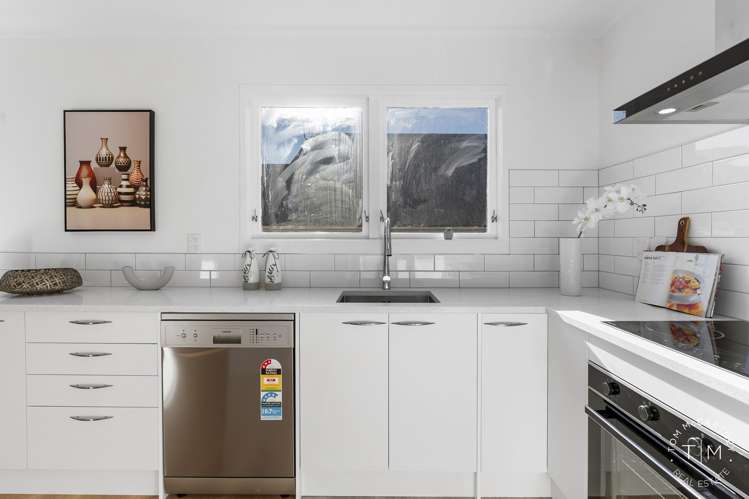 11A Rowandale Avenue_4