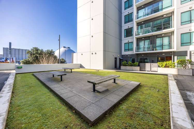 150/6 Dockside Lane Auckland Central_9