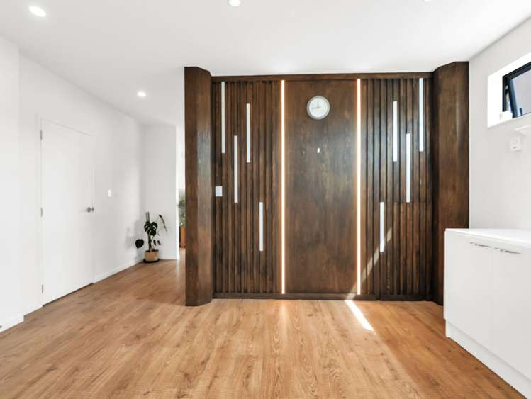 6 Manahau Lane Flat Bush_7