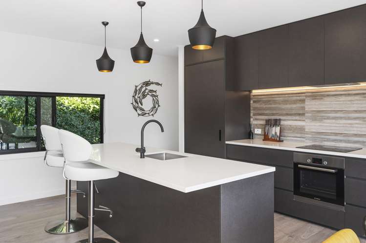 2 Burgundy Drive Martinborough_3