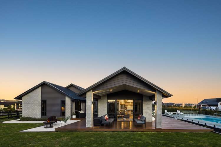 49 Mike Smith Drive Cambridge_2