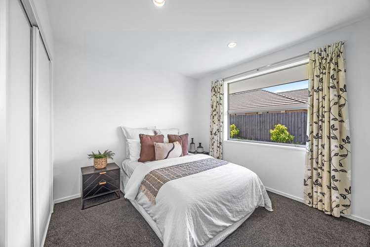 11 Handley Crescent Wigram_1