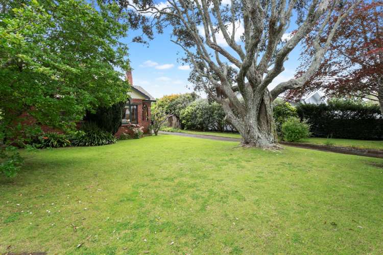 17 Fairholme Avenue Epsom_14