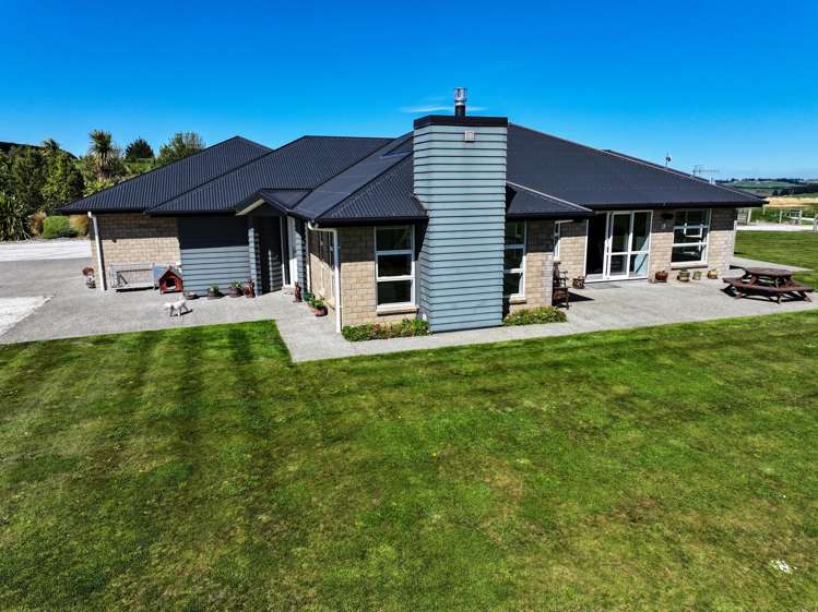 461 Cross Road Pebbly Hill_4