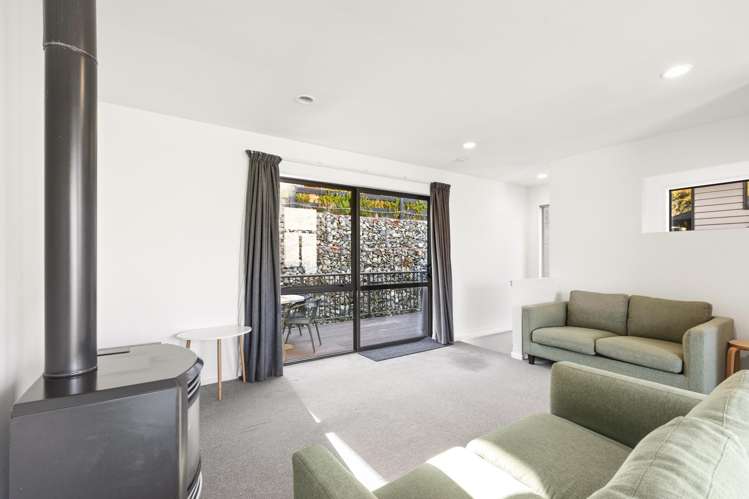 10/8 McKerrow Place Fernhill_10