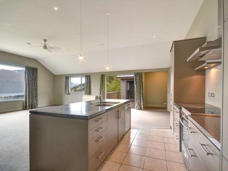 1/3 Tree Tops Rise Queenstown_1