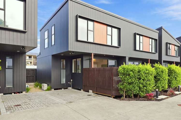 48 Range View Road_0