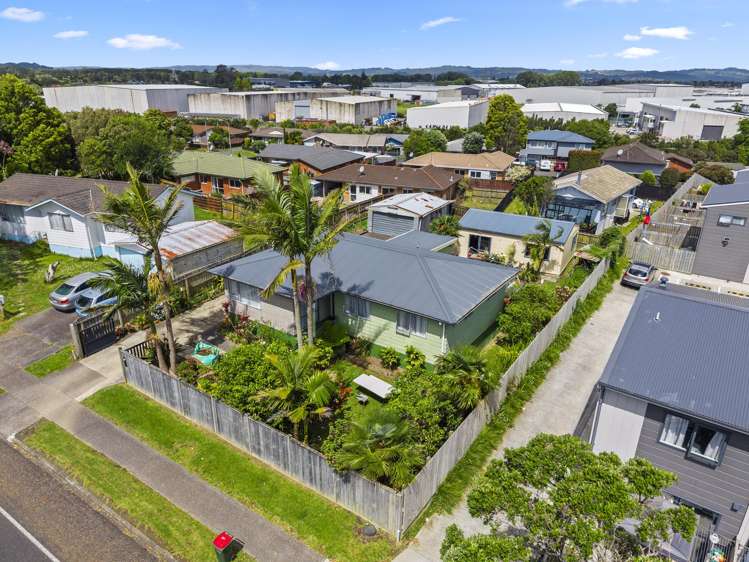 33 Hyperion Drive Randwick Park_22