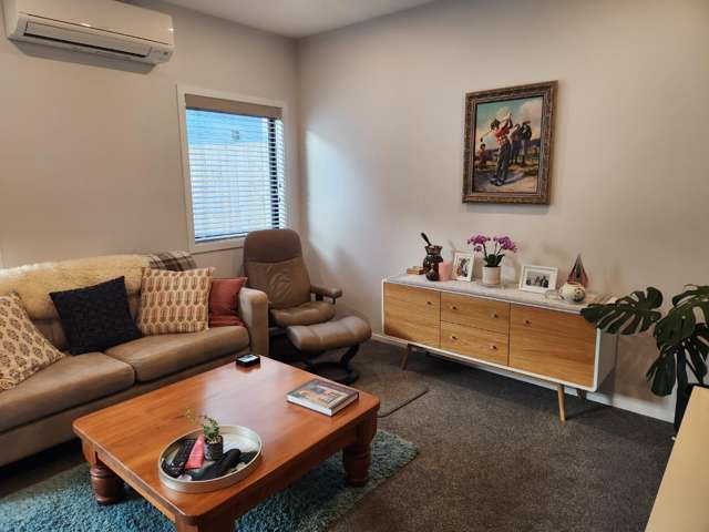 2/62 Queens Grove 1371_4