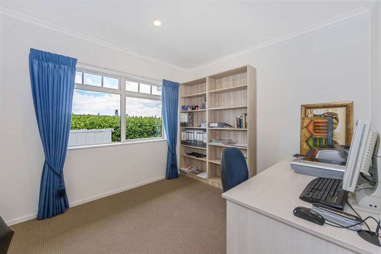 57 Chesterfield Way Orewa_12
