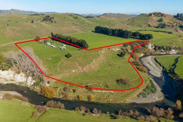120 Okarae Road Rangitikei Surrounds_1
