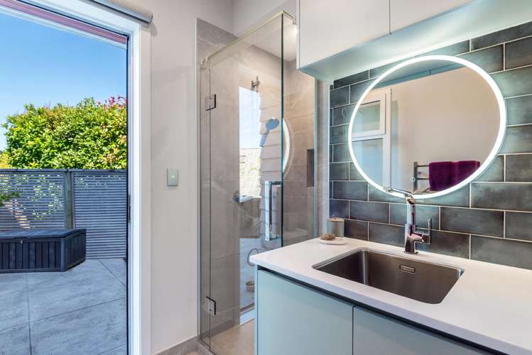 8 Tree Fern Trail Campbells Bay_35