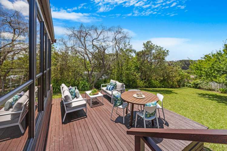 7 Kauri Road Stanmore Bay_17
