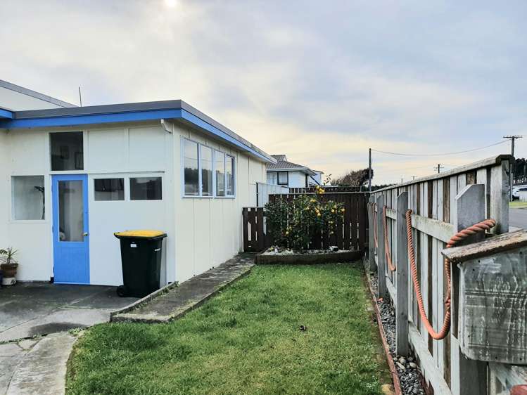 51 Edinburgh Terrace Foxton Beach_30