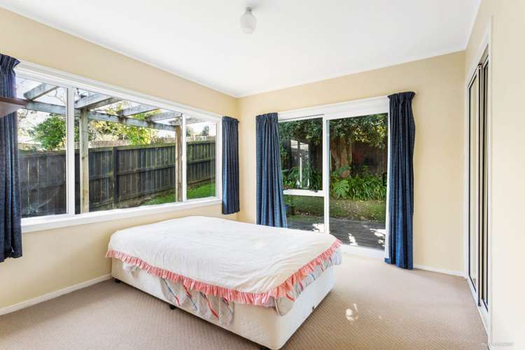 23 Northumberland Avenue Hauraki_10