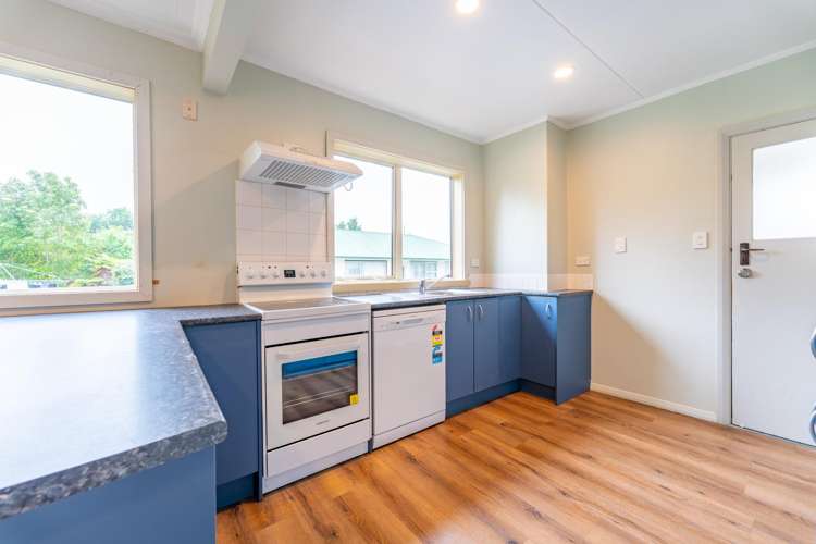 86 Grants Road Marchwiel_4