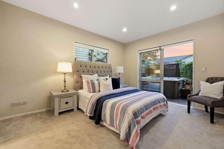 31 Rosewell Crescent Flat Bush_11