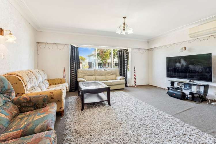 8 Camellia Place Mt Roskill_6