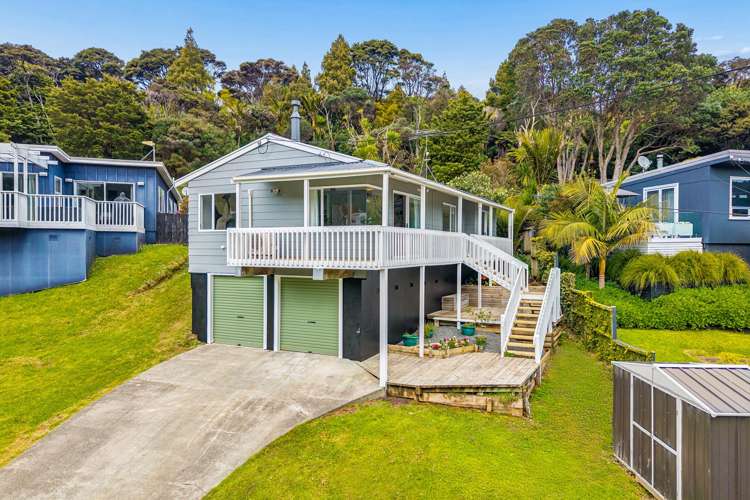 37 Foster Avenue Huia_16