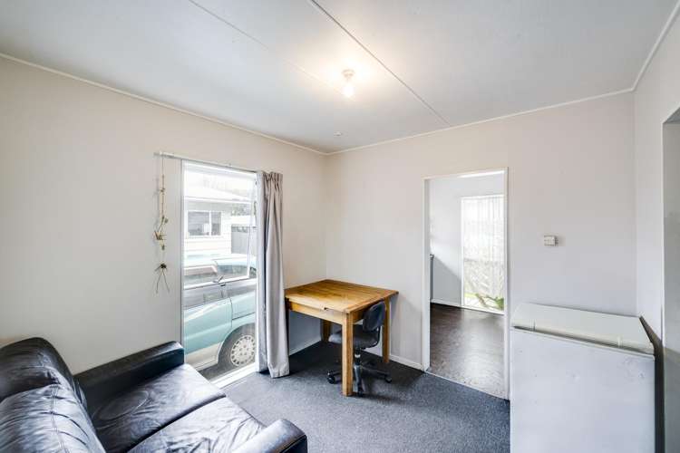 1/318 Portsmouth Road Flaxmere_5