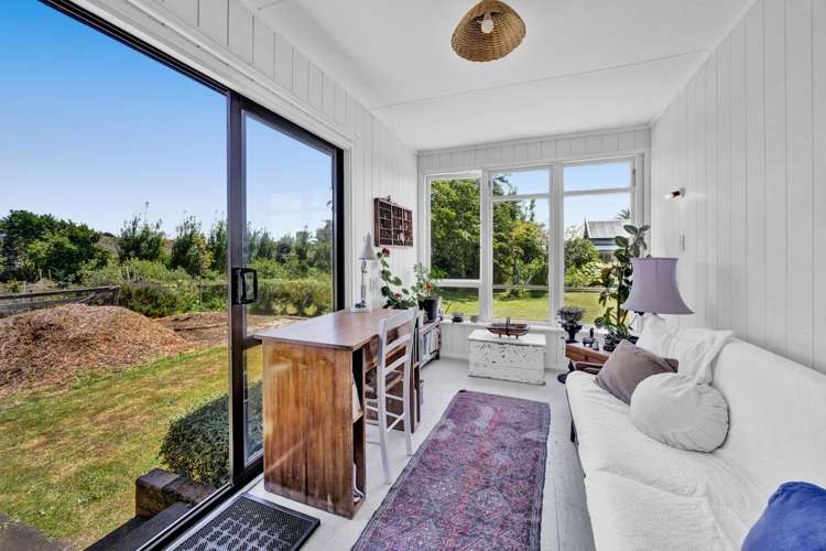 207 Egmont Street Patea_36