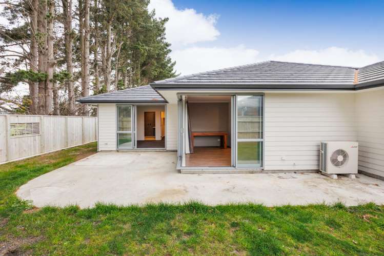 16a Rayner Lane Marton_28