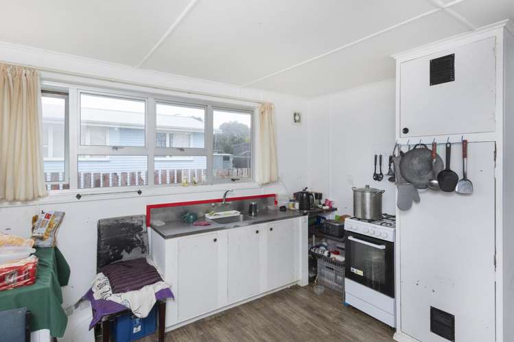 171 Tyndall Road Outer Kaiti_5