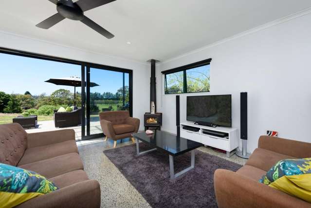 178 Plummers Point Road Whakamarama_1