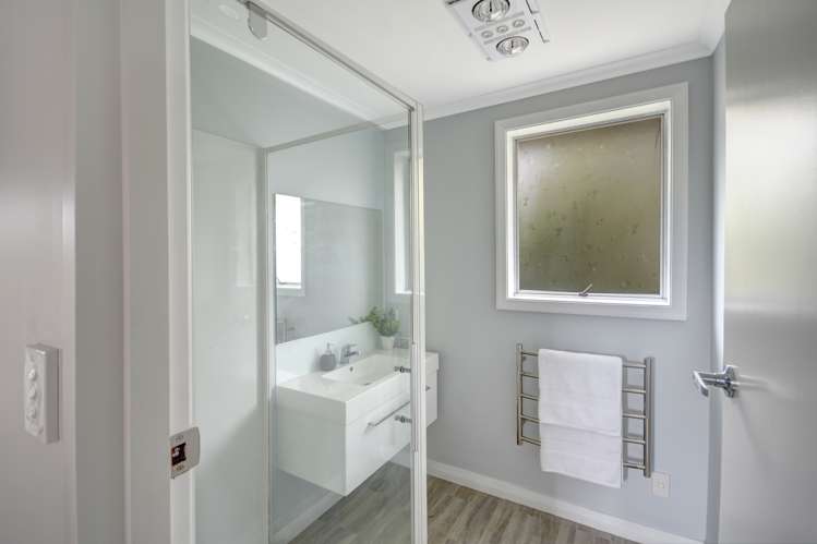 57 Doon Street Mosgiel_9