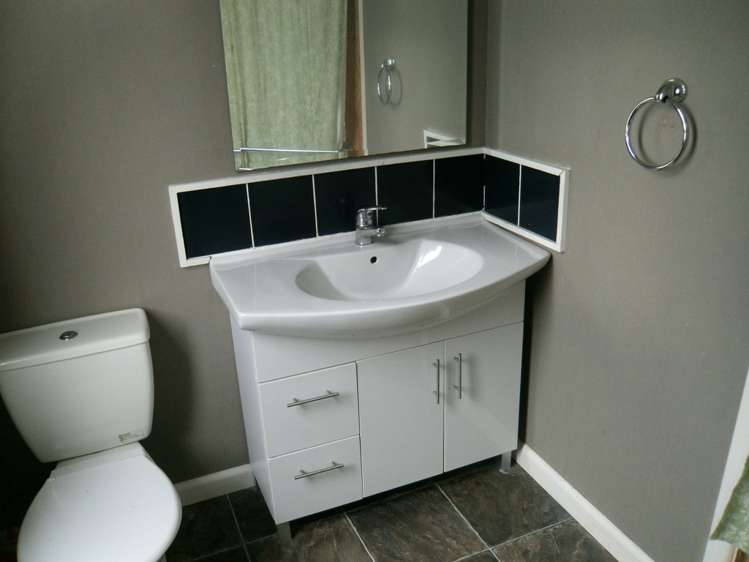 250 Clyde Street Balclutha_12