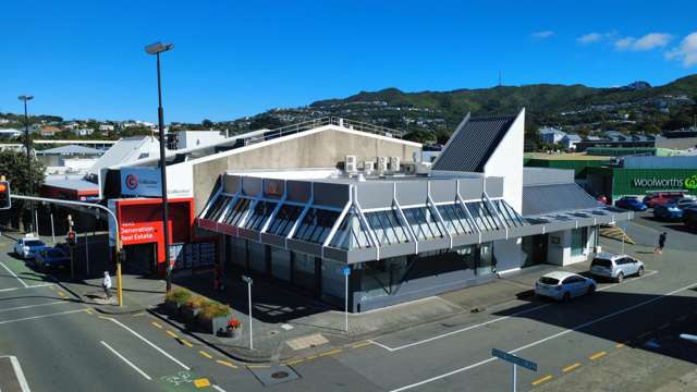 Premium Johnsonville Office – Scale & Parking