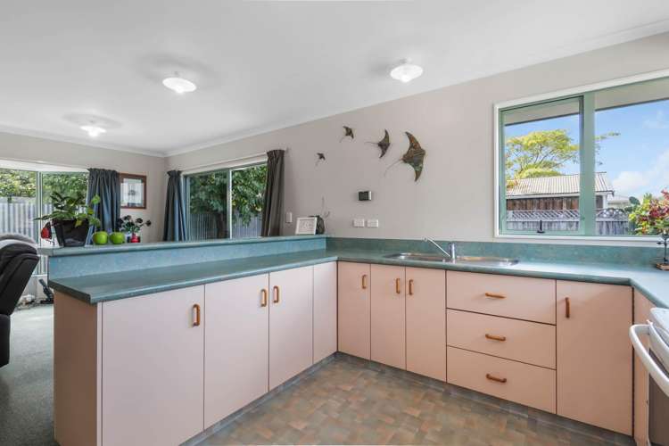 2/75 Mclauchlan Street Springlands_6