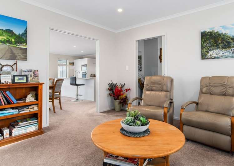 8 Fearnley Grove 11554_6