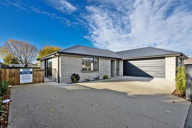Quality new Windsor three bed/two bathroom home