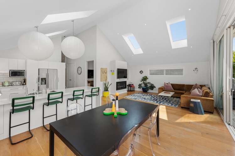 6 Wainoni Avenue Point Chevalier_17