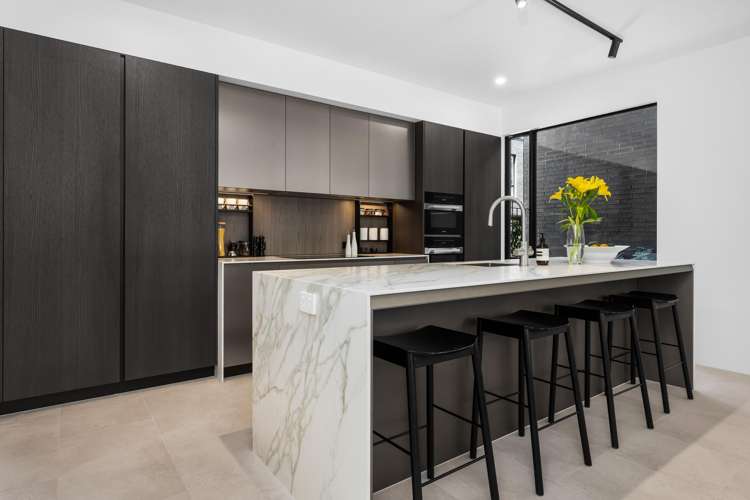 9 Hewitts Road Merivale_2