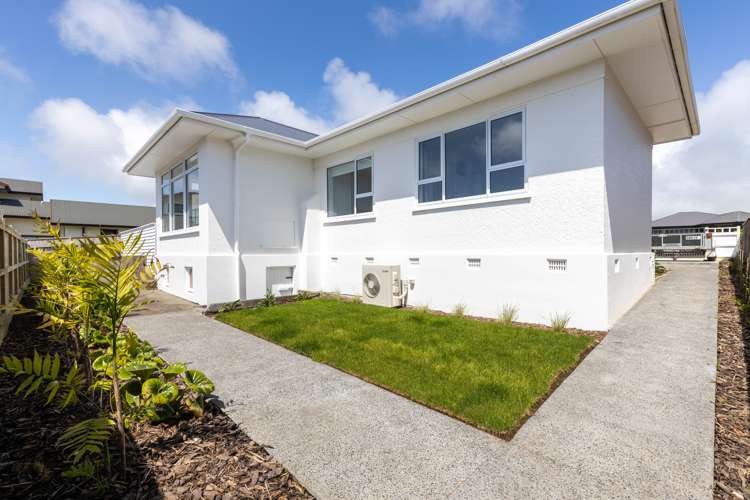 7 Lemont Place Westown_21