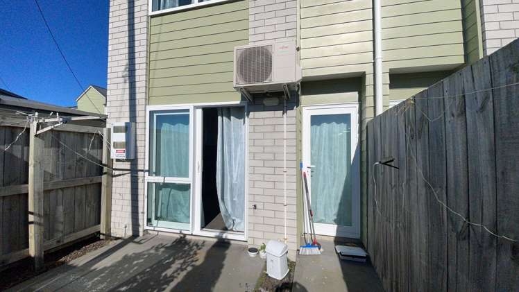 18/10 Burrows Place 1067_7