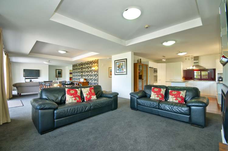 302/1 Beetham Street Queenstown_8