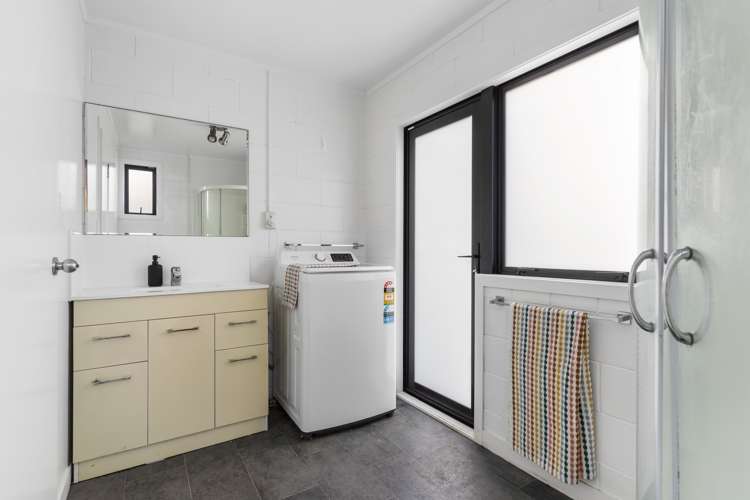 100 Ocean Road Whangamata_17