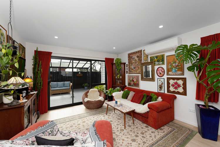 14E Kelwyn Road Kelston_24