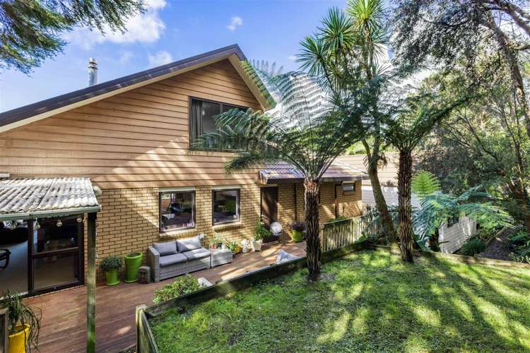 21 Cochrane Avenue Arkles Bay_17