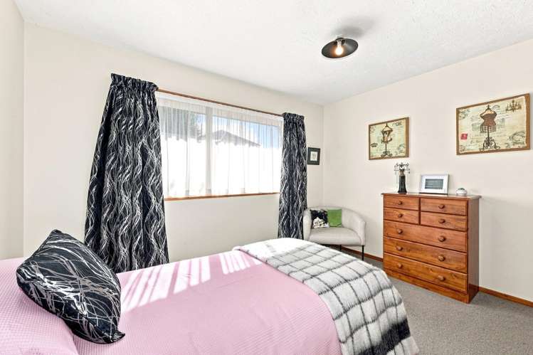 2/48 Longfellow St Sydenham_8