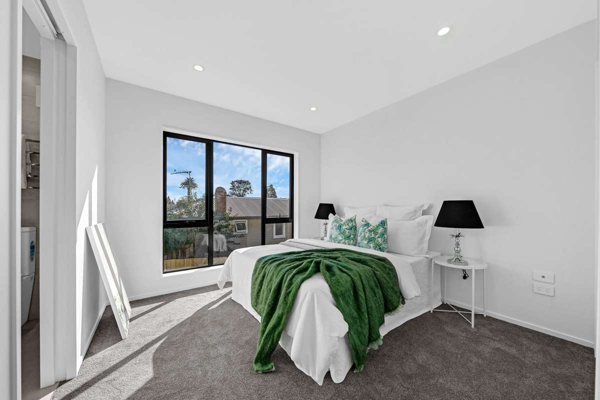 67A Russell Road_5