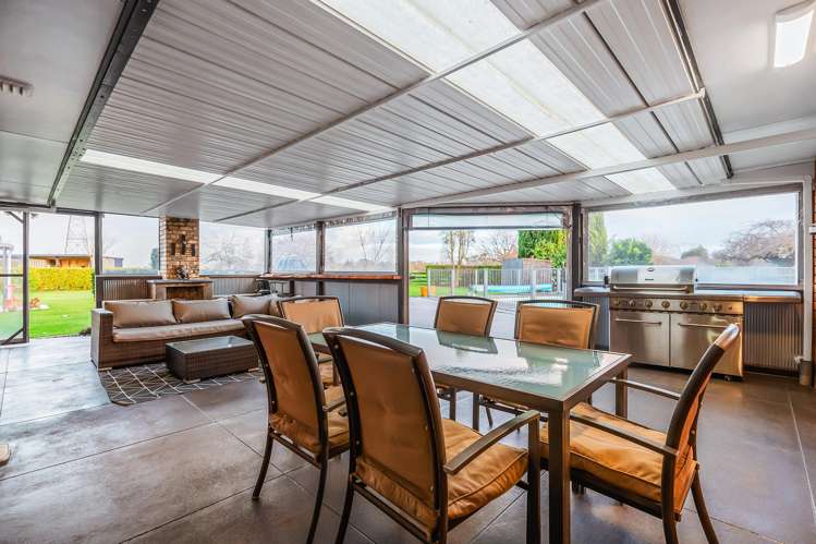 8 De La Mare Drive Leamington_9