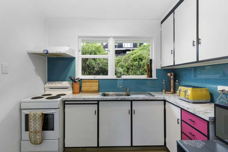 1/11 Hair Street Wainuiomata_6