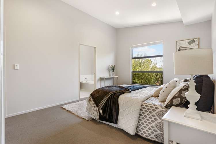 2/40 Scarlet Oak Drive Schnapper Rock_11