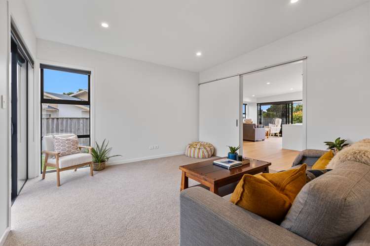 1156a South Road Oakura_13