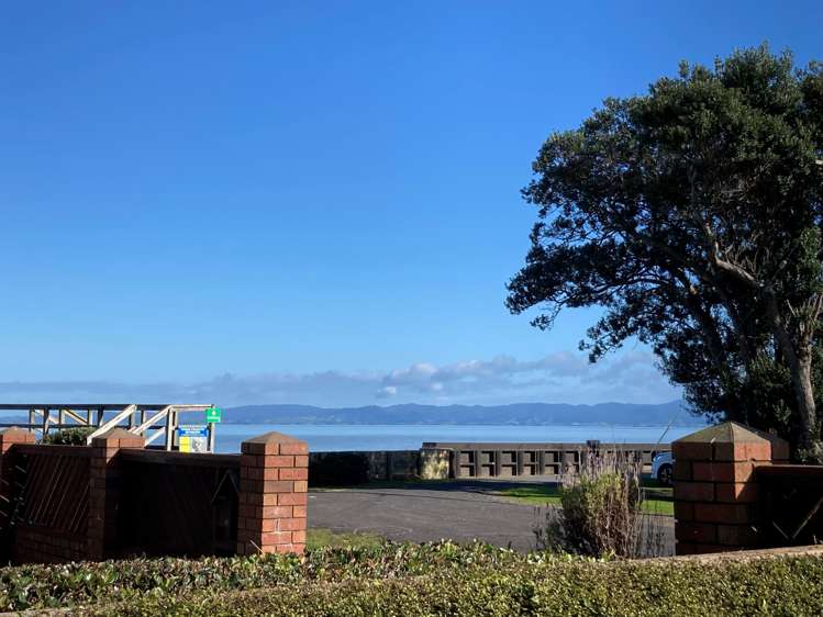 102 Robert Street Thames_3