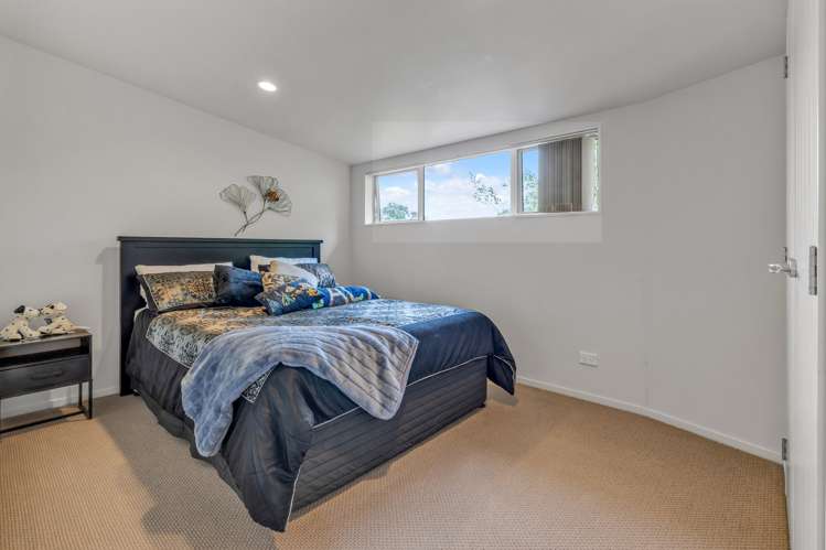 47 Pohutukawa Avenue Shelly Park_16